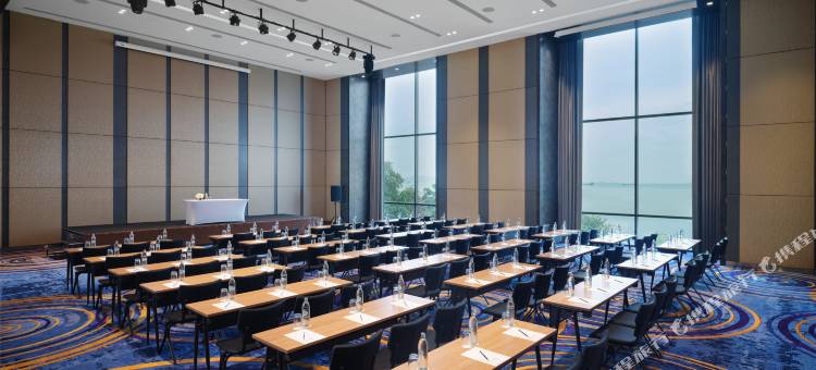 是拉差滨海湾诺富特酒店(Novotel Marina Sriracha)图片