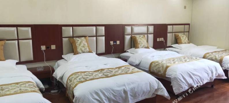 萨嘎华府宾馆图片