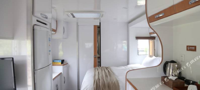 宁波小隐上水国际房车度假基地图片