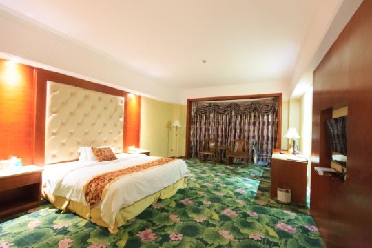 藤县牡丹大酒店