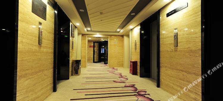 麗枫酒店(贵阳花果园白宫艺术中心店)图片