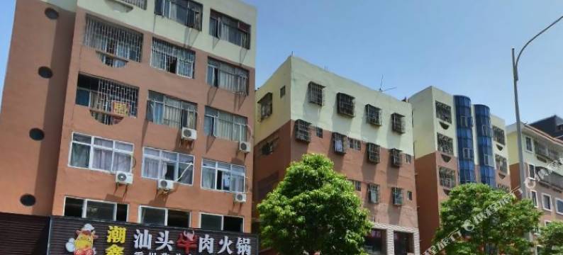 华尚电影酒店(龙华地铁站店)图片