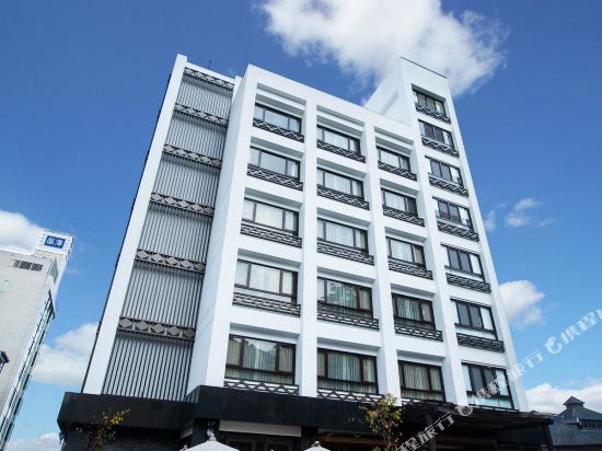 Hotels In Sun Moon Lake Ita Thao Wharf Market Place Nantou - 