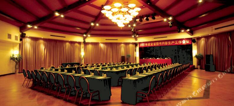 和平热龙温泉度假村图片