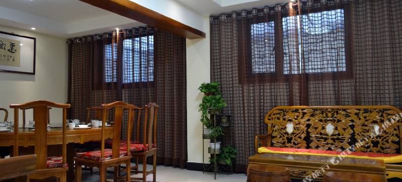 登封爱家快捷酒店图片