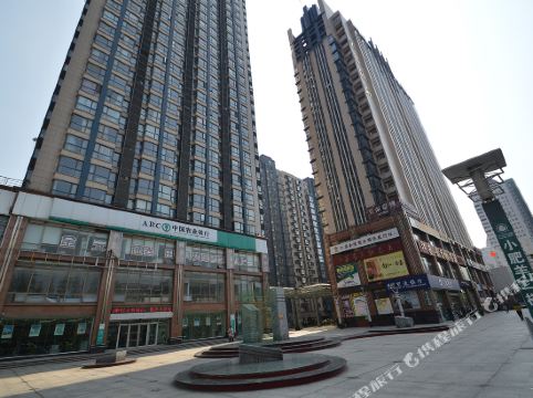 城市驿站(南京君临国际店) 4.0分(214条点评) 194起距离477米立即预订