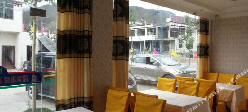 贡嘎龙港宾馆图片