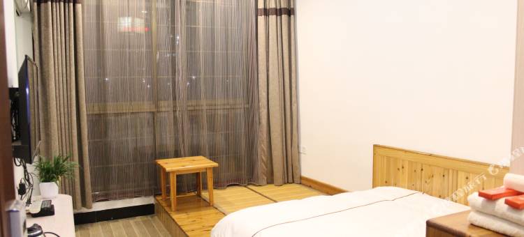 凤凰飞羽轩客栈图片