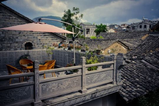 和顺古镇虫二客栈