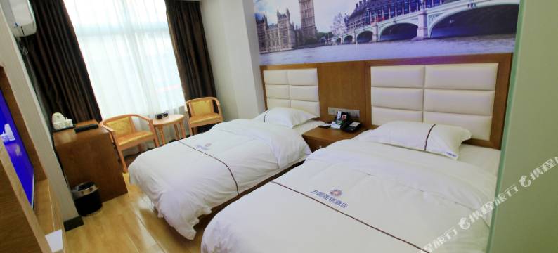 方圆连锁酒店(镇平南阳汽车站店)图片