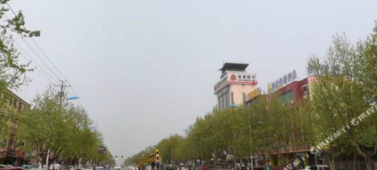 曼卡金苹果酒店(费县东方购物广场店)图片