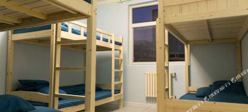 小城青旅(焦作火车站店)图片