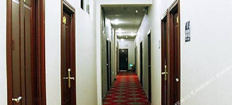 尚捷宾馆(赤峰长途汽车站店)图片