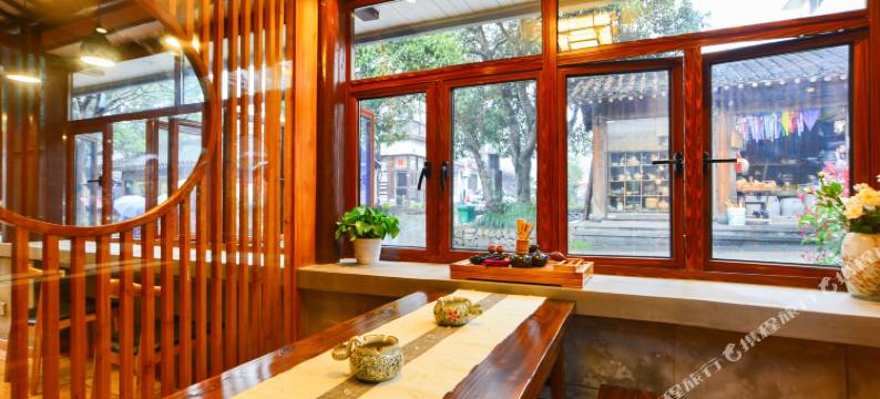 西湖栖岸民宿(灵隐寺店)图片