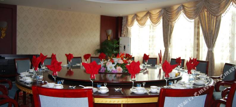 盐源润盐大酒店图片