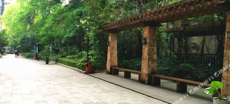 重庆江畔e家酒店公寓图片