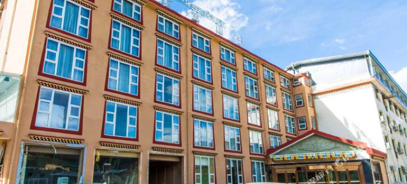 松潘东干仓山庄精品酒店图片