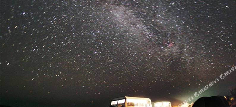 敦煌沙哩哇沙漠露营基地图片