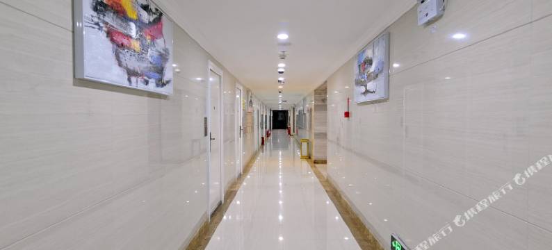 夜之梦主题酒店(贵阳花果园国际中心店)图片