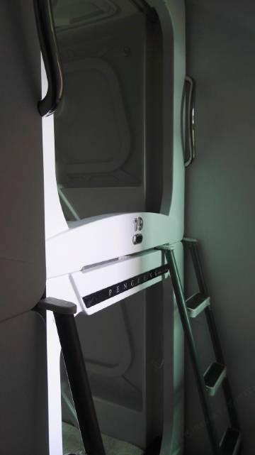 南昌自由行太空舱青年旅舍