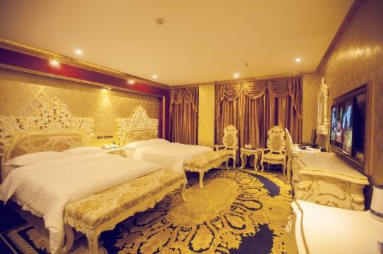 Alps hotel Hotel Overview