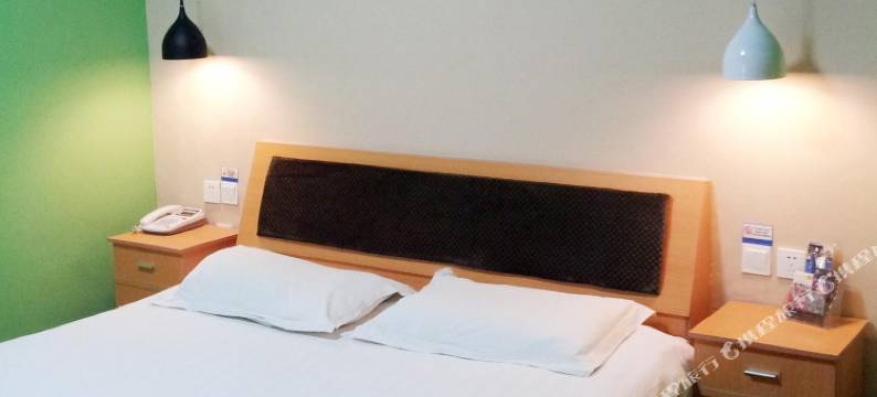 开心居家宾馆(淄博华都店)图片