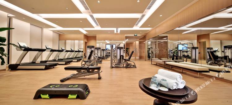 成都秦皇假日酒店(西博城店)图片