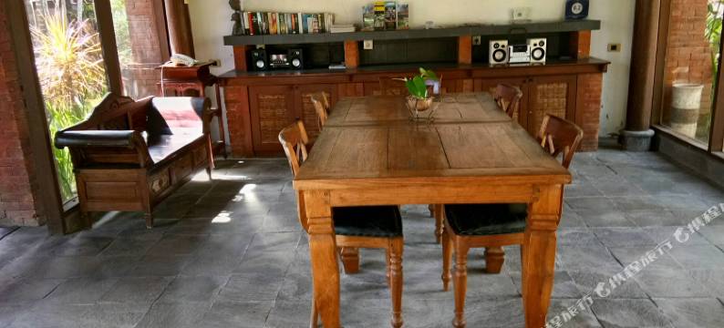 费尔提别墅饭店(Fare Ti’I Villas)图片