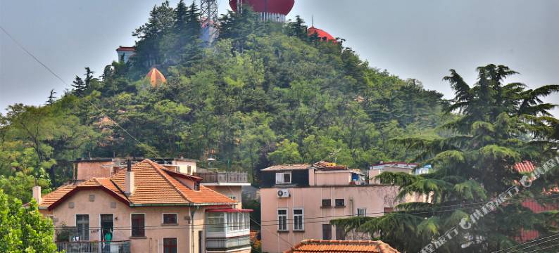 青岛栈桥劈柴院有格调两居室公寓图片