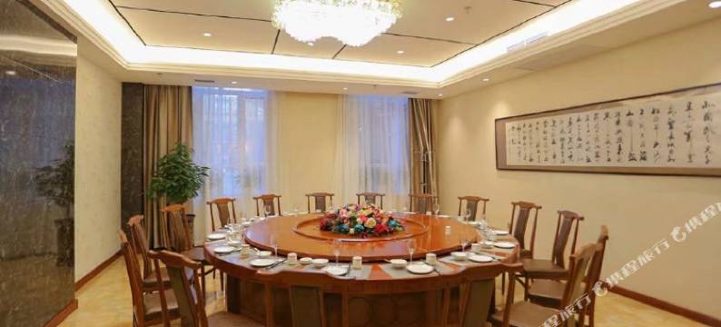 拜泉惠豪商务酒店图片