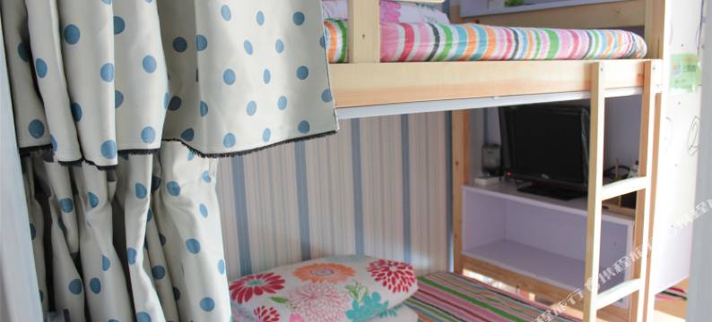 浪漫满屋公寓(上海沪亭北路店)图片