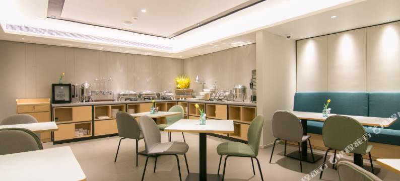 艺术酒店(贵阳北站店)图片