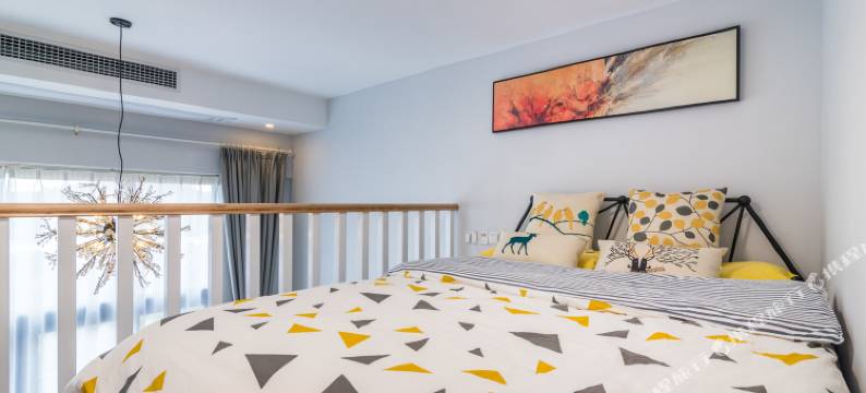 广州北京国贸投影智能民宿(4号店)图片