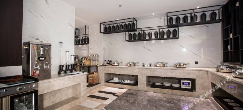 百年酒店(万宁市中心店)图片