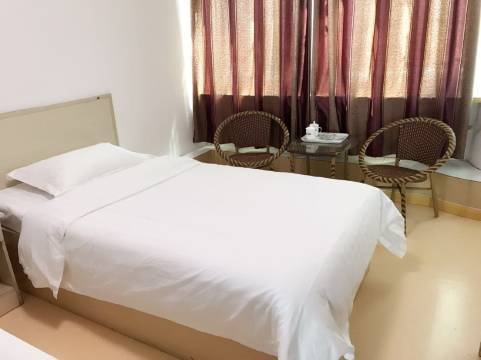 向阳商务宾馆(潍坊火车站客运总站向阳分站店)