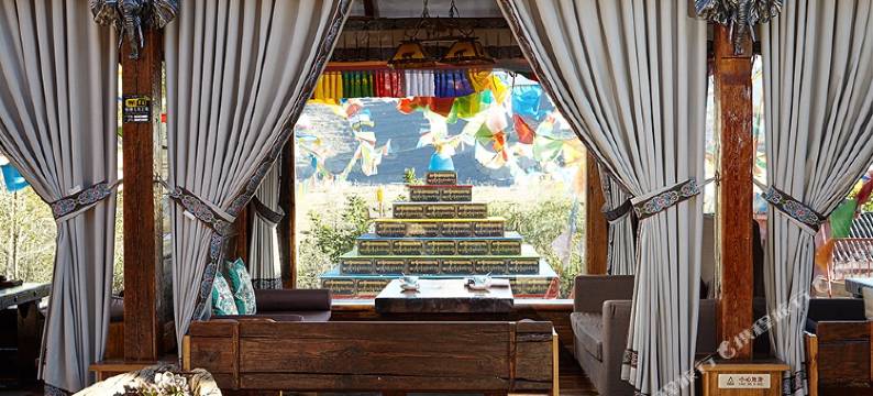 泸沽湖马可旅行酒店图片