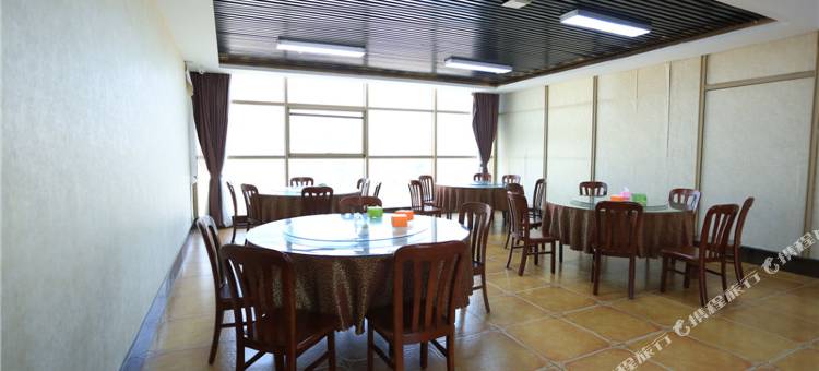 都市118连锁酒店(青岛东岳中路隐珠地铁站店)图片