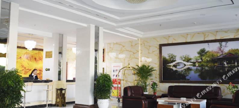 同仁云龙酒店图片