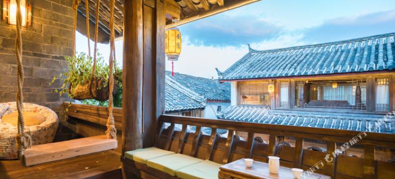 丽江古城佬树客栈图片