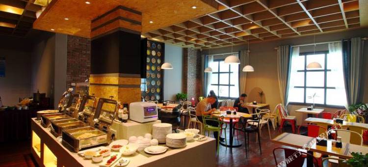 信阳橙子精品酒店(和美广场店)图片