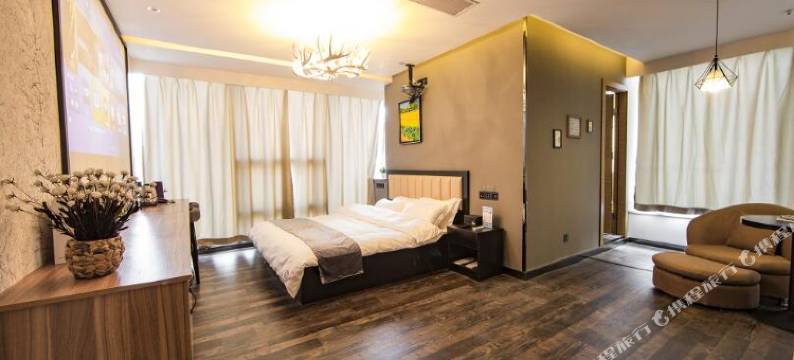 深港极致酒店(无锡胜利门火车站店)图片