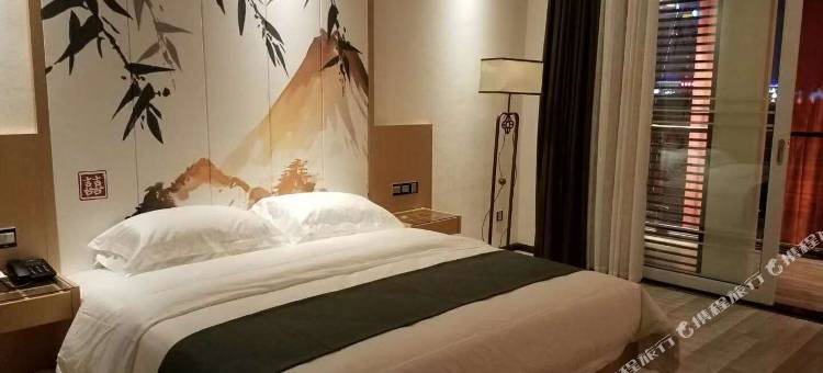 兴文百年鸿人酒店图片