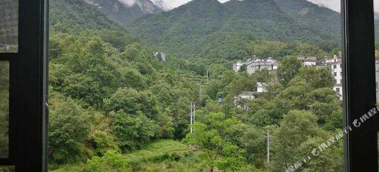 罗田丽景湾度假山庄(天堂寨景区)图片