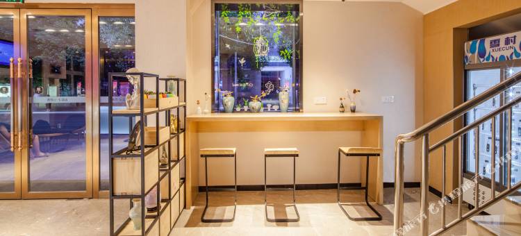 普瑞思S酒店(八一广场丁公路南地铁站店)图片