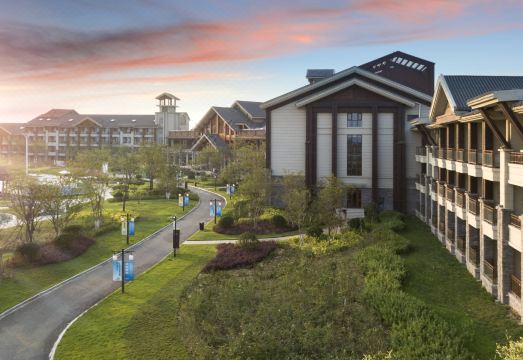 Aer Kadiya International Holiday HotelHotel Overview