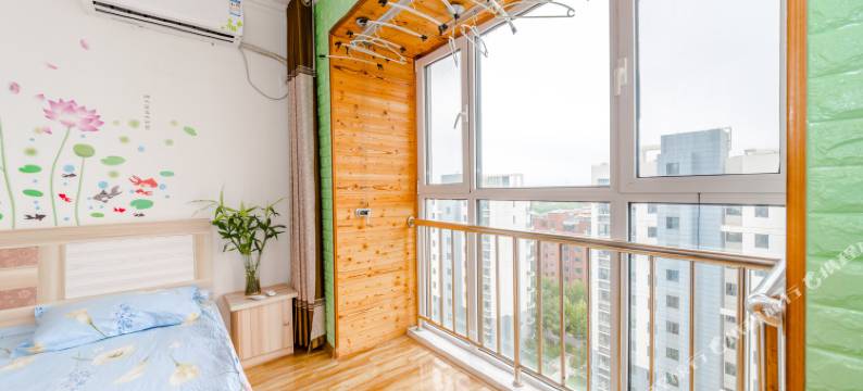 青岛李子公寓图片