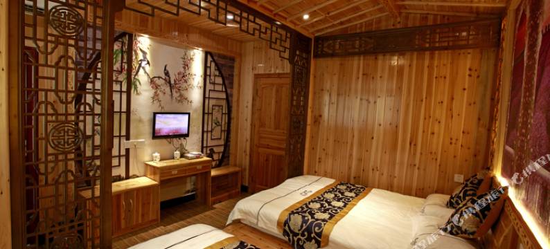 婺源李坑溪畔人家图片