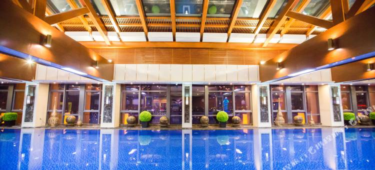 嘉峪关开通大厦图片