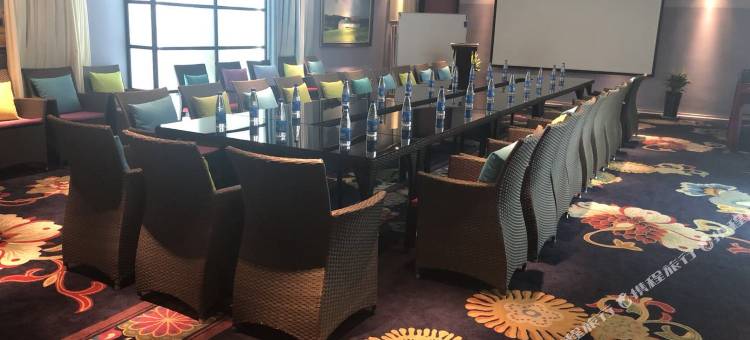 喜鹊愉家酒店(郑州CBD会展中心店)图片