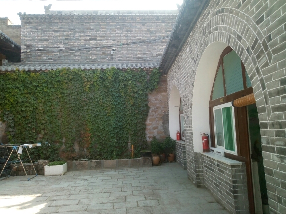 Linxian Zishuncheng Inn Over view